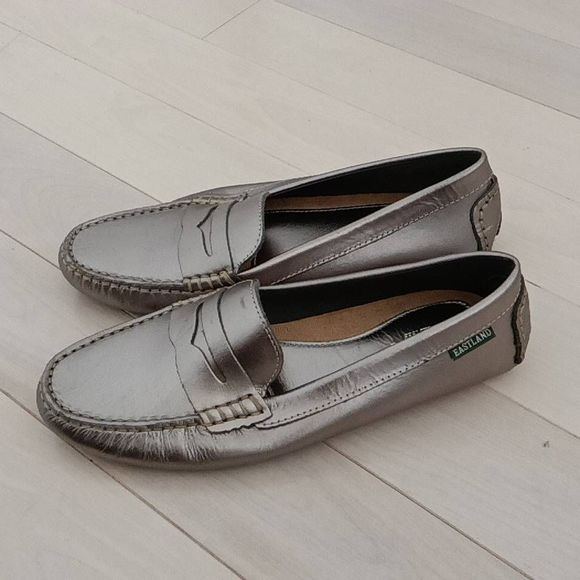 Eastland Shoes Eastland Womens Metallic Patricia Camel Loafer